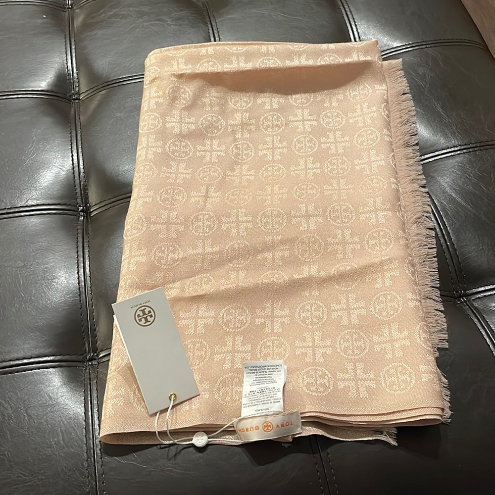 NWT Tory burch scarf